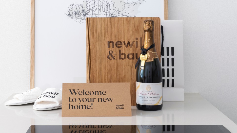 N&B welcome home package